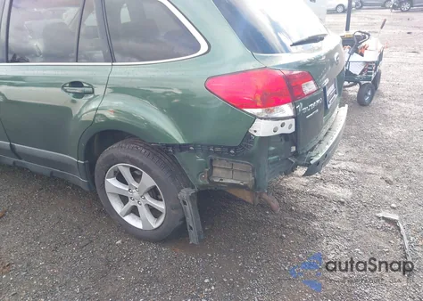2013 Subaru Outback 2.5I Premium из США, поврежденный, VIN 4S4BRBCC3D3270128